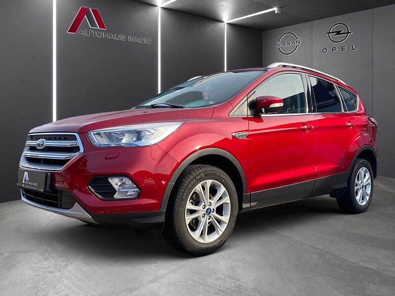 Ford Kuga Titanium 1.5 L 150 PS EcoBoost I Winter-Pak